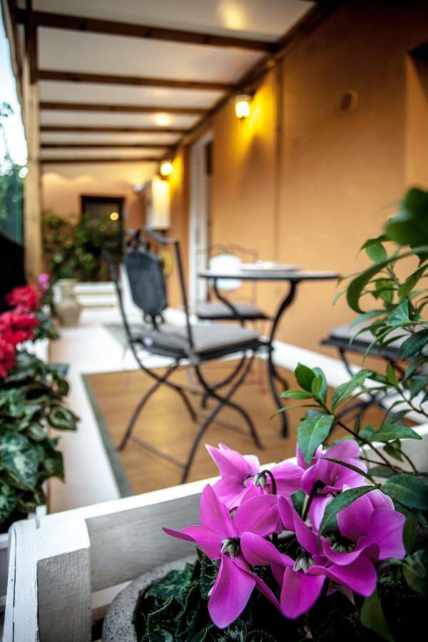 Villa Roma, Deliziosa Casa Indipendente Immersa Nel Verde Exterior foto